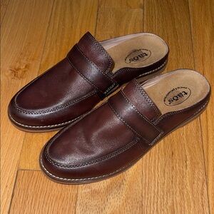 Taos Women’sLeather Slip-On Loafer